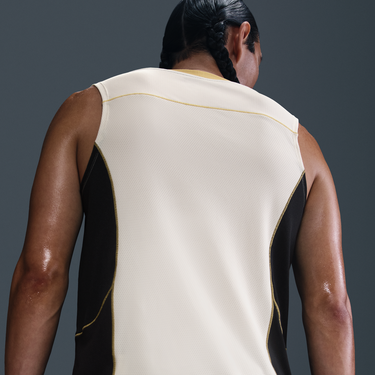Потник Nike Nike Strike+ Dri-FIT Sleeveless Soccer Jersey Бежово | HJ4193-110, 2
