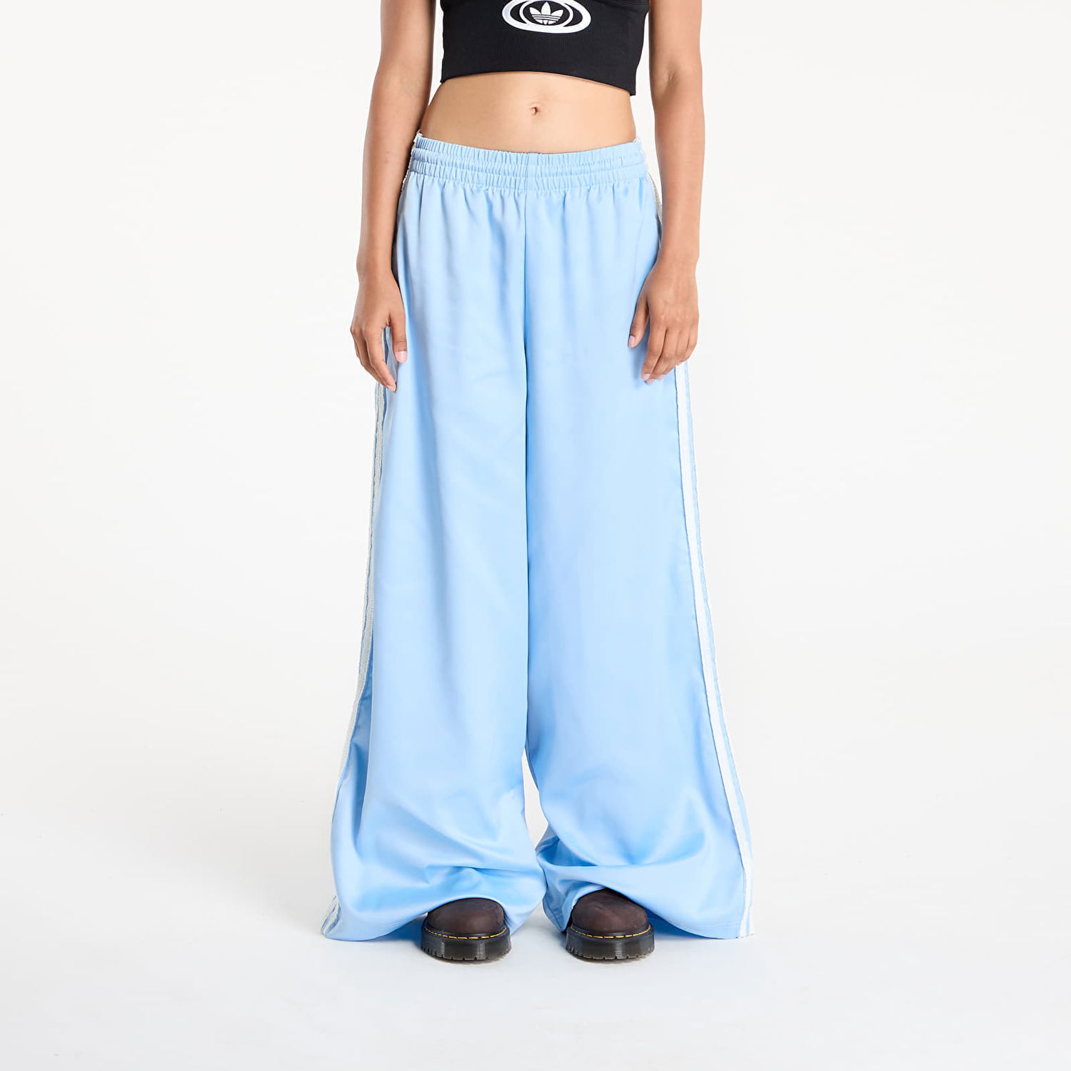 Спортни панталони adidas Originals adidas Originals Satin Wide Leg Tracksuit Bottoms Синьо | KC8814, 0