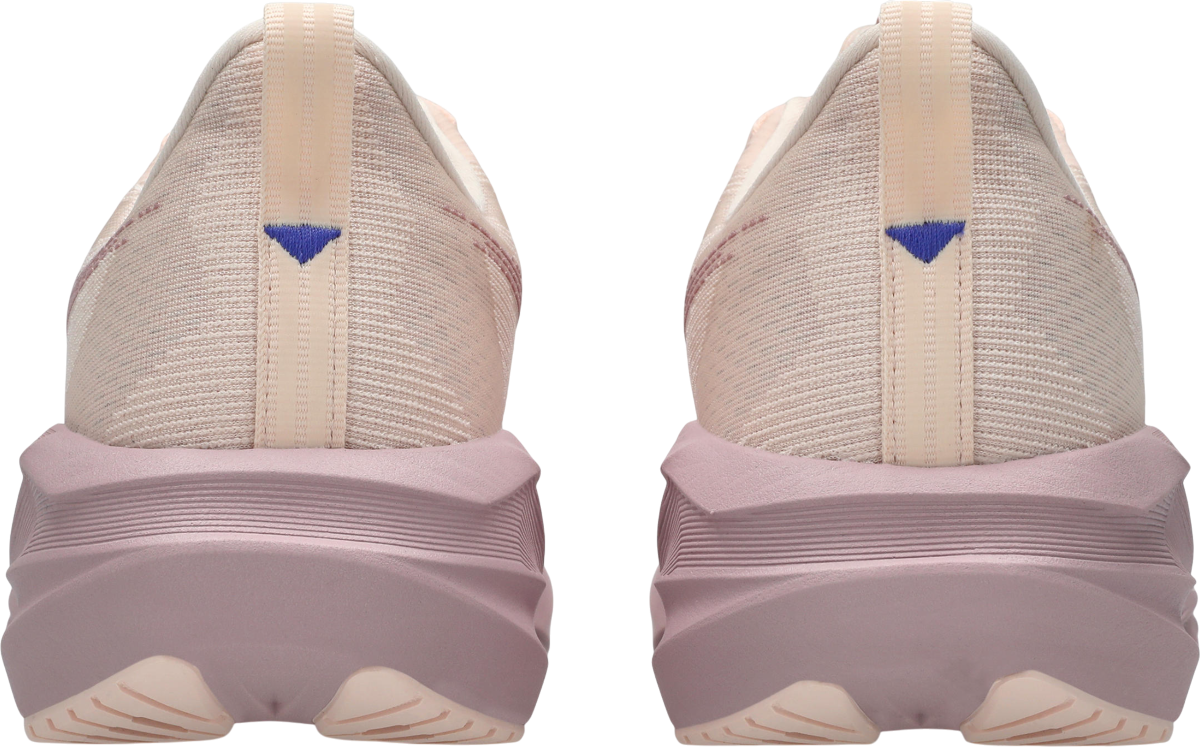 Кецове и обувки Asics NOVABLAST 5 Розово | 1012b765-702, 1