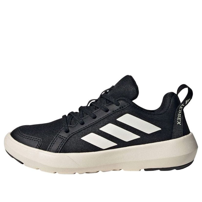 Кецове и обувки adidas Originals Terrex Boat Черно | JS0731