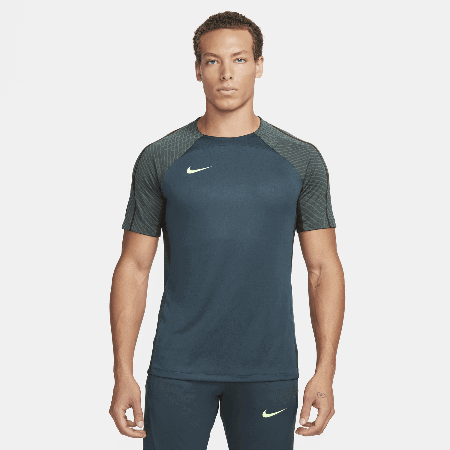 Тениска Nike Dri-FIT Strike Tee Зелено | DV9237-328, 0