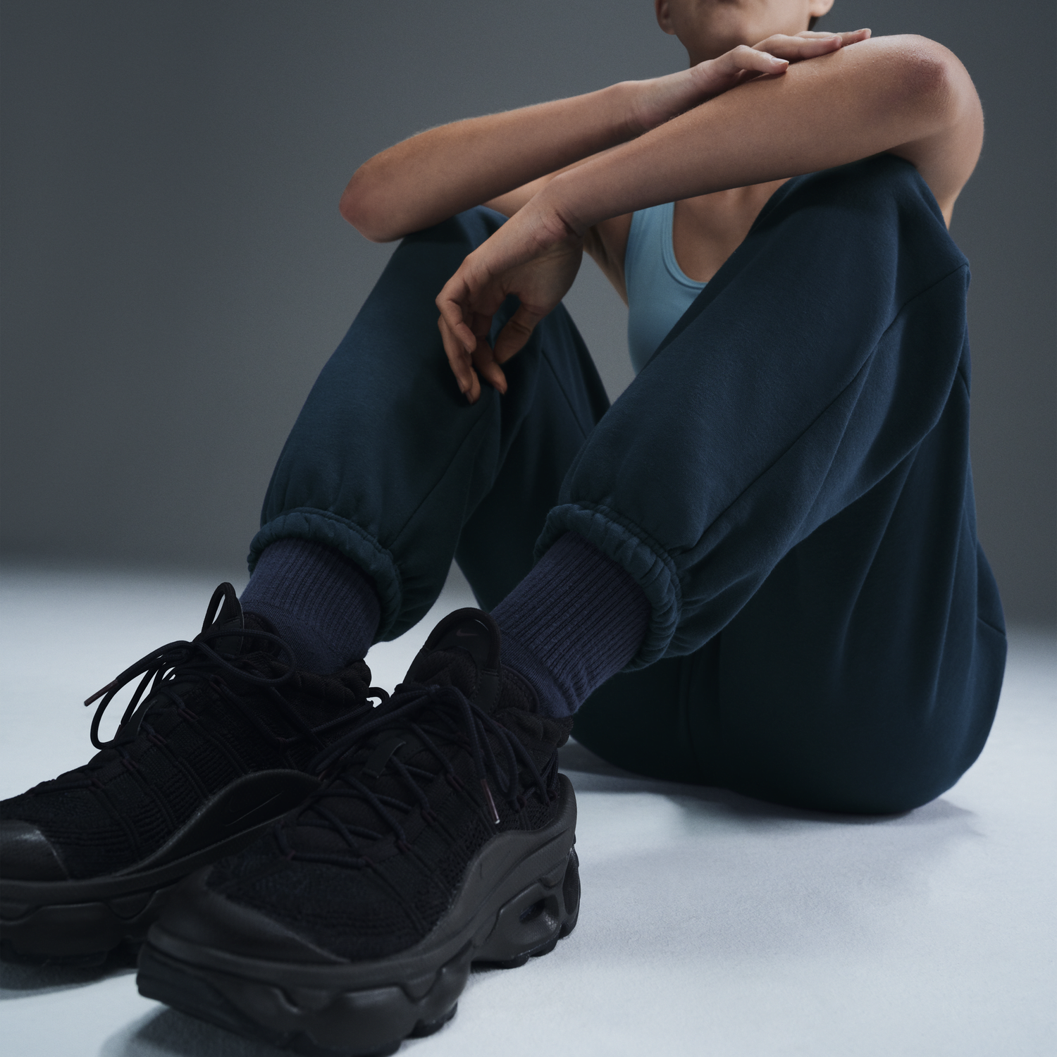 Суитчър Nike Sportswear Phoenix Fleece Черно | FZ5996-478, 1