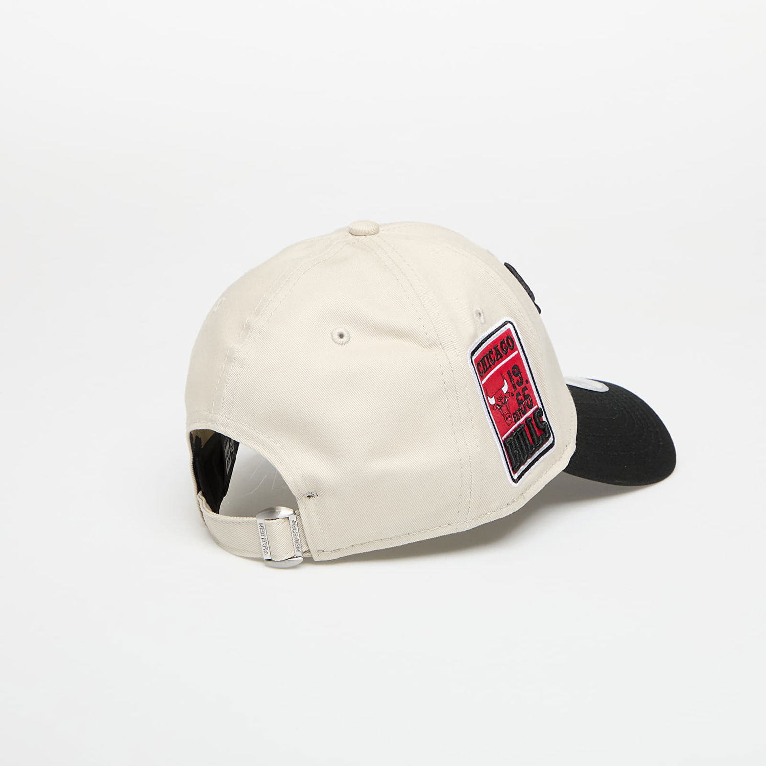 Шапка с козирка New Era Chicago Bulls 9FORTY Contrast Patch Adjustable Cap Бежово | 60667564, 1