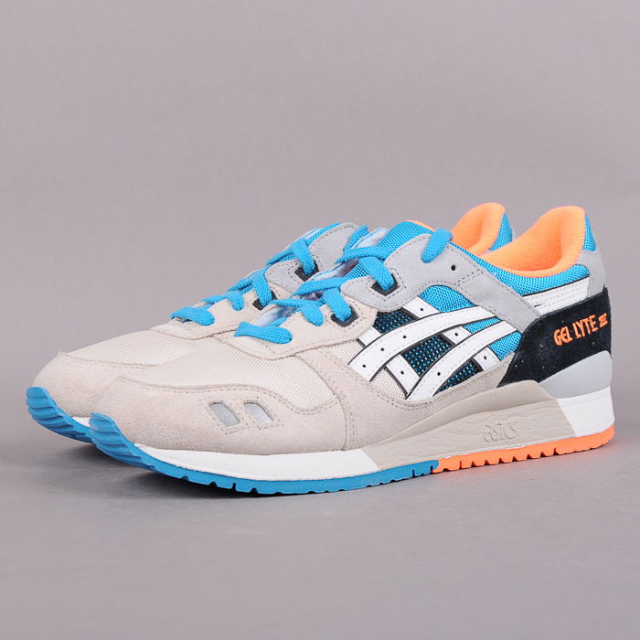 Кецове и обувки Asics Gel Lyte III Сиво | h405n-9901