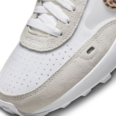 Кецове и обувки Nike Waffle One SE W Бяло | DJ9776-100, 3