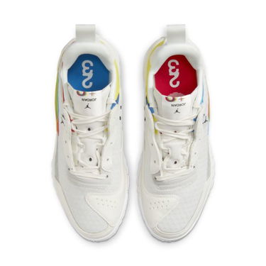 Кецове и обувки Jordan Delta 2 SE "White Multi-Color Mismatch" Бяло | DJ9843-106, 2