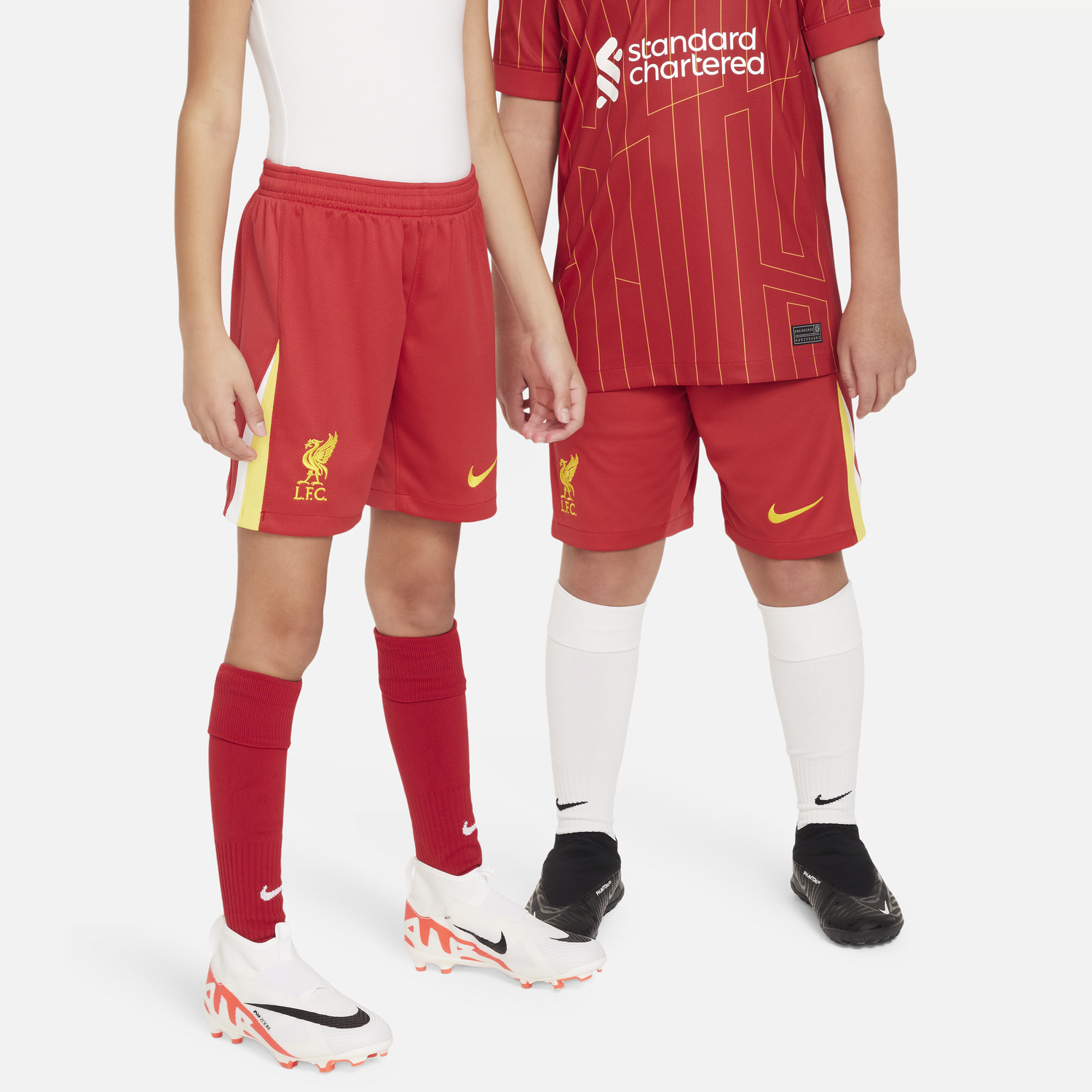 Къси панталони Nike Liverpool FC 2024/25 Stadium Replica Dri-FIT Shorts Червено | FN9190-687, 1