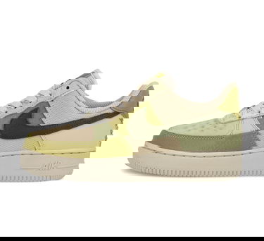 Кецове и обувки Nike Air Force 1 "Scrap" W Зелено | DO6717-001, 0