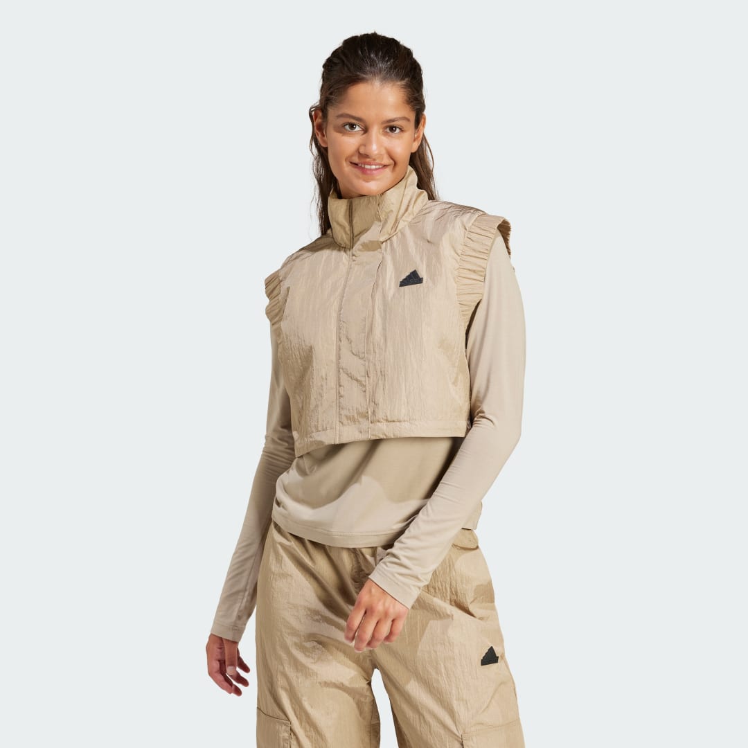 Жилетка adidas Performance City Escape Crop Vest Бежово | IT1452, 1