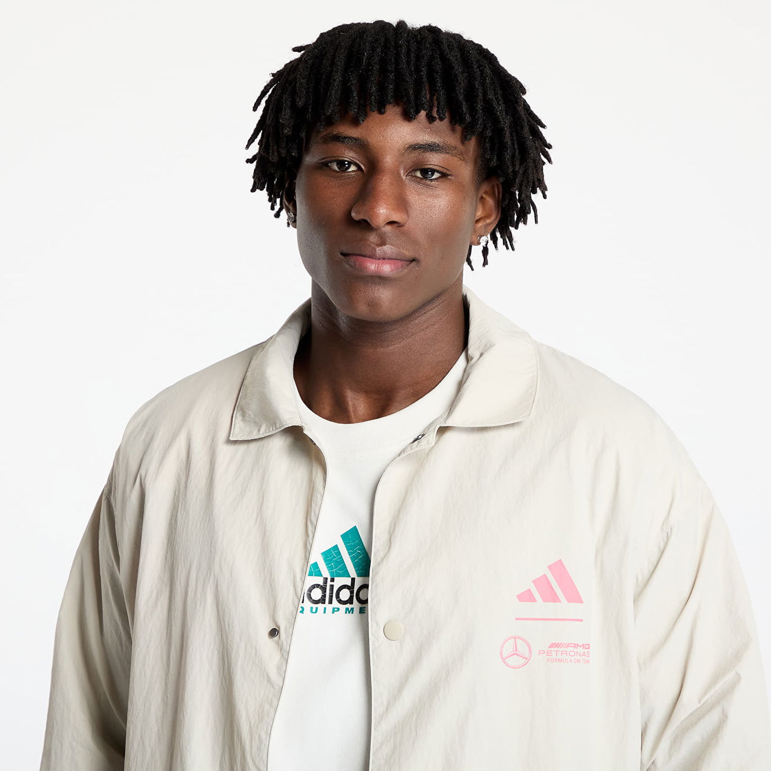 Яке adidas Performance adidas x Mercedes AMG Petronas Formula One Team Summer Pack Coach Jacket Бежово | JW3362, 1