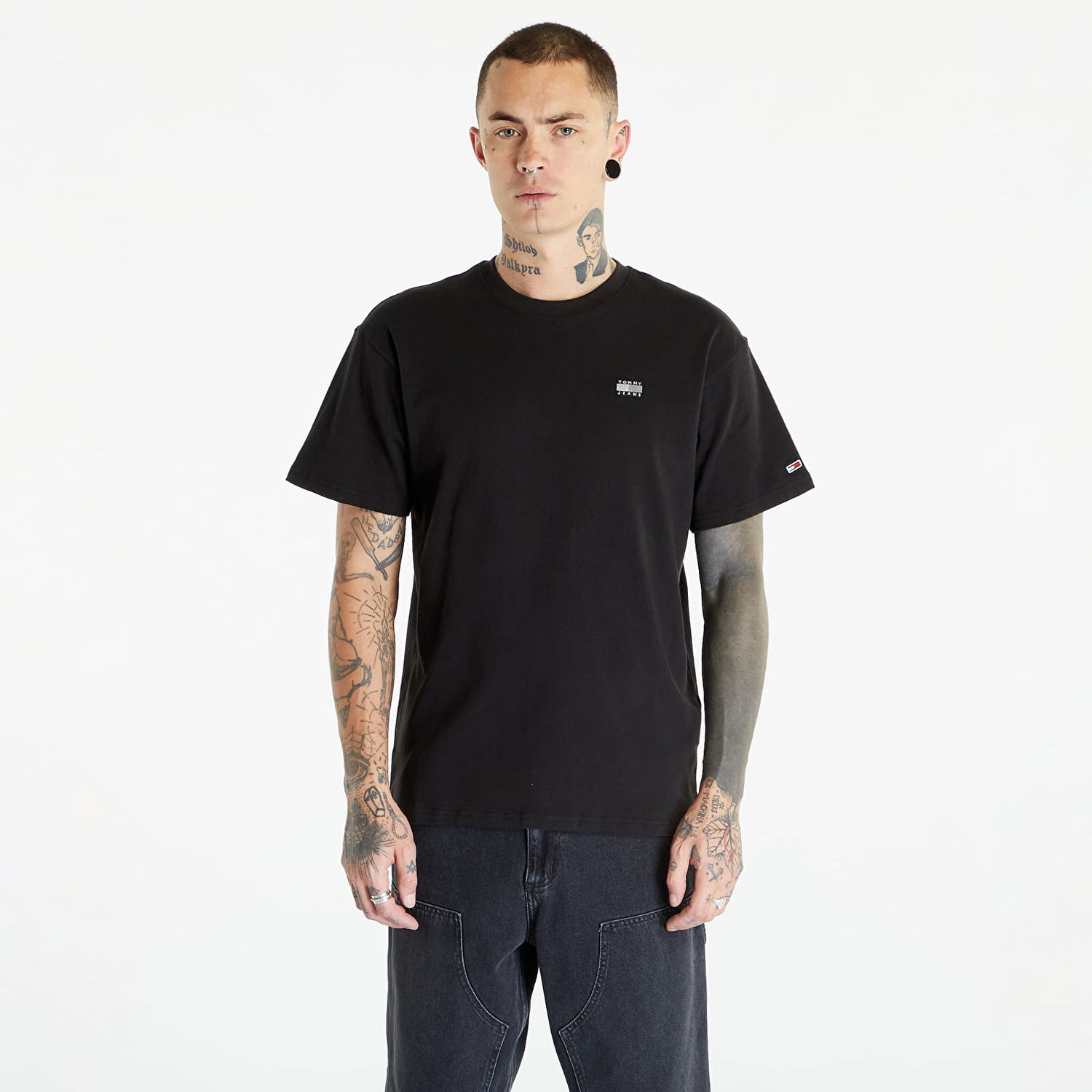 Тениска Tommy Hilfiger Tommy Jeans Relaxed Badge Short Sleeve Tee Black Черно | DM0DM17743 BDS, 0