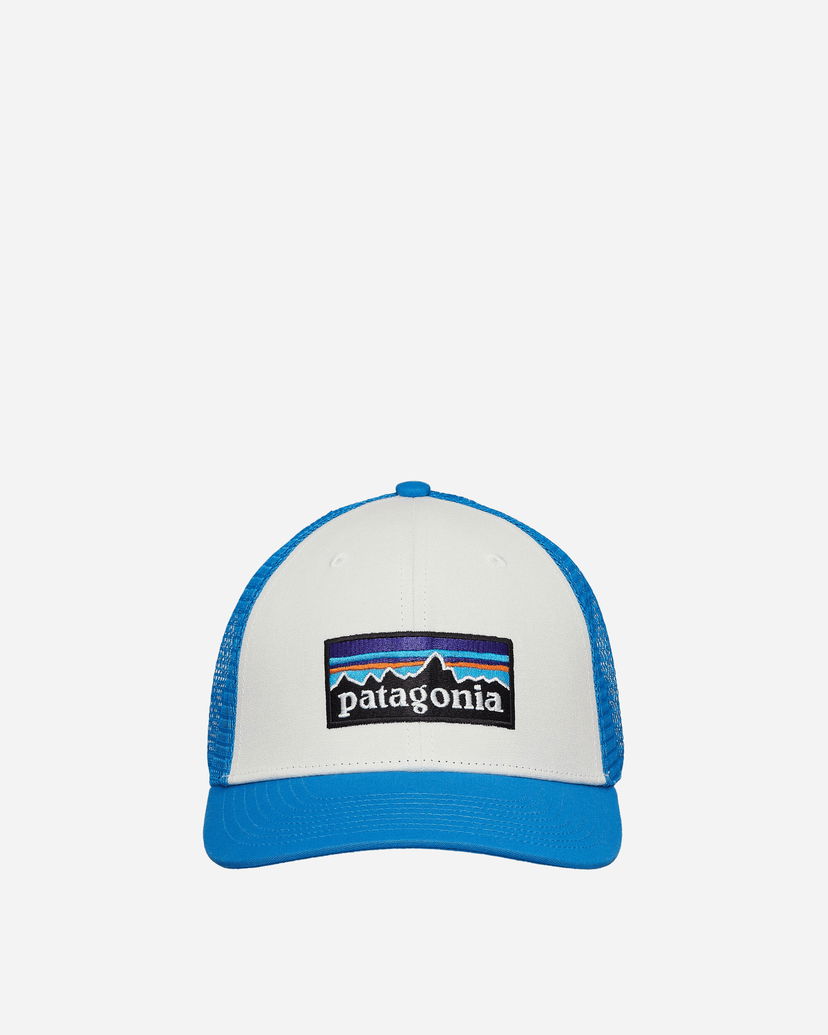 Шапка с козирка Patagonia P-6 Logo Trucker Cap Синьо | 38289 WVLB