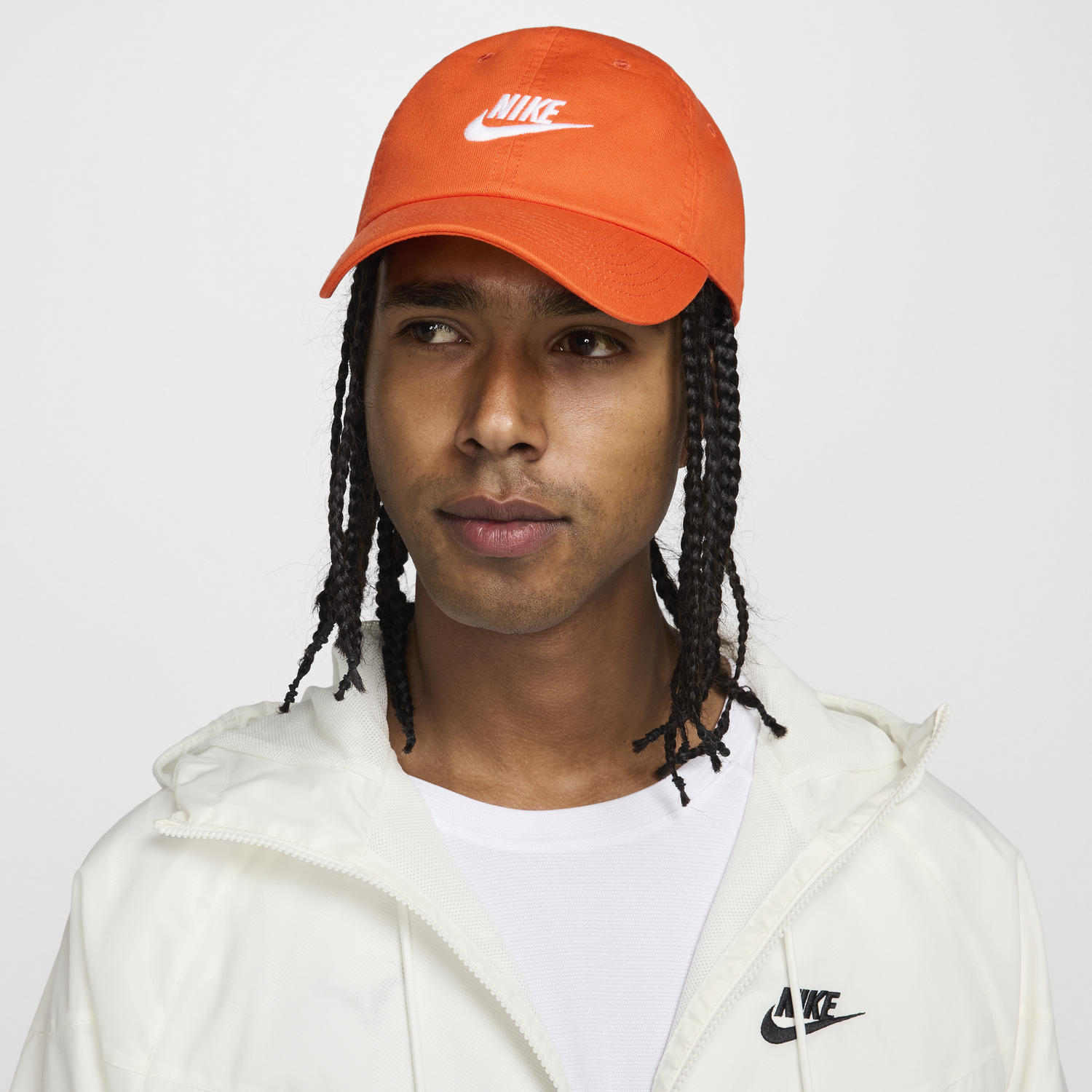 Шапка с козирка Nike Club Futura Оранжево
 | FB5368-819, 0