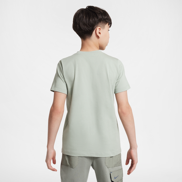 Тениска Nike Nike Sportswear T-Shirt (Older Kids) Зелено | HV6970-370, 1