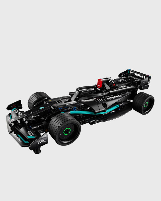 Mercedes-AMG F1 W14 E Performance Pull-Back