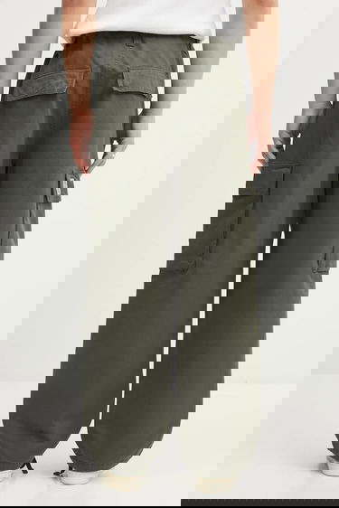 Карго панталони Carhartt WIP Kade Loose Fit Cotton Cargo Pants Зелено | I035585.2ZX06, 2