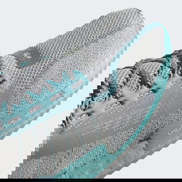Кецове и обувки adidas Originals NMD_R1 V2 Сиво | GX0539, 3