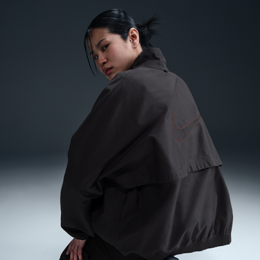 Ветровка Nike Women's Relaxed-Fit Twill Jacket Windrunner Sportswear Collection Черно | HJ0314-010, 1