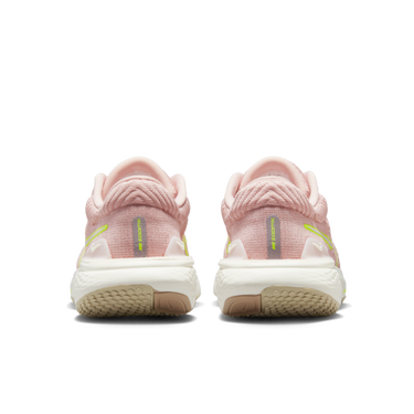Кецове и обувки Nike ZoomX Invincible Run Flyknit 2 W Розово | DC9993-600, 2