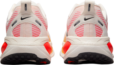 Кецове и обувки Nike Vomero 18 Розово | hm6804-100, 1