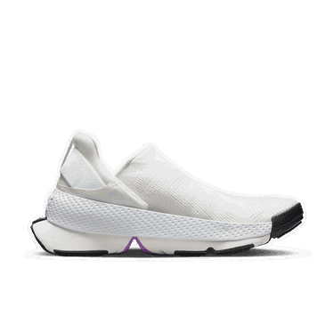 Кецове и обувки Nike Go FlyEase Easy On/Off Shoes Бяло | DR5540-104, 2
