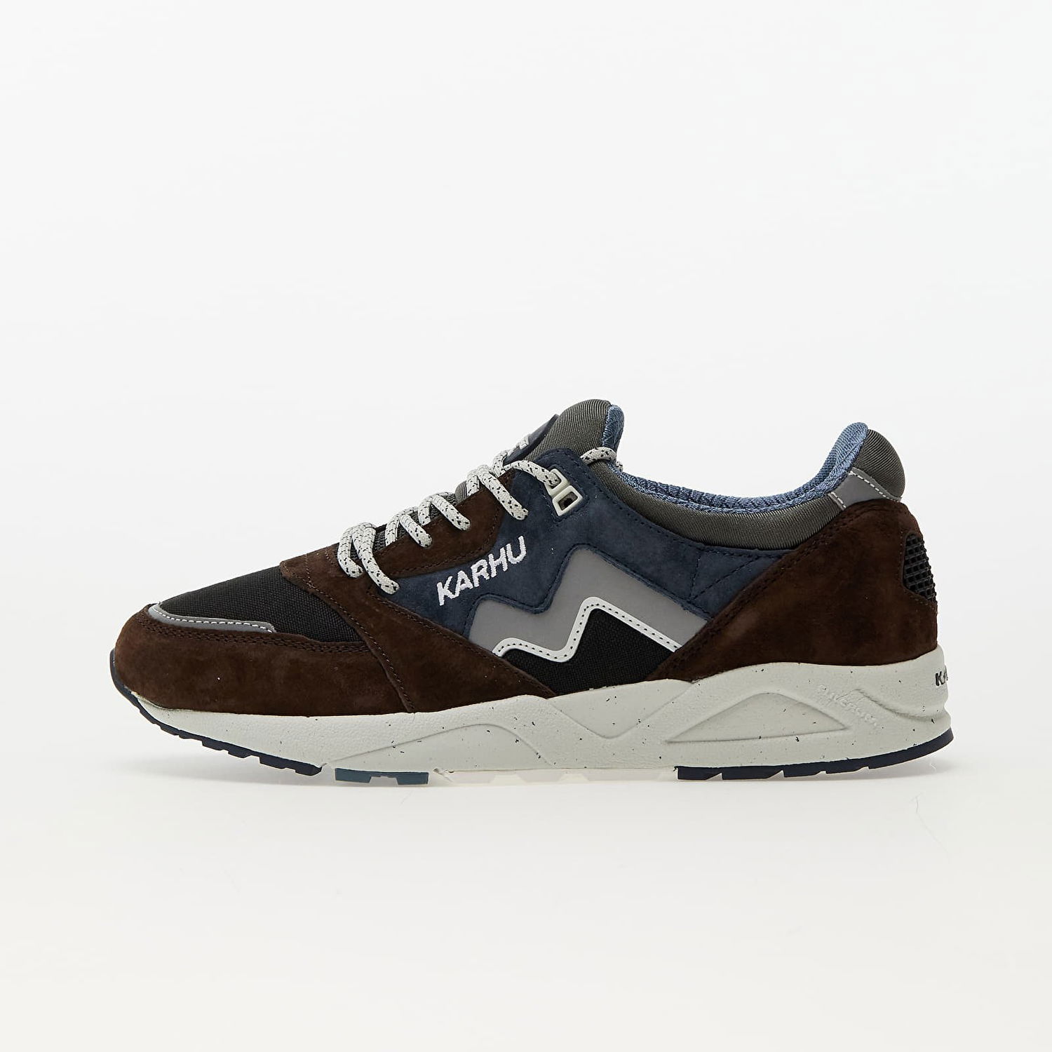 Кецове и обувки Karhu Aria 95 Черно | F803090, 0