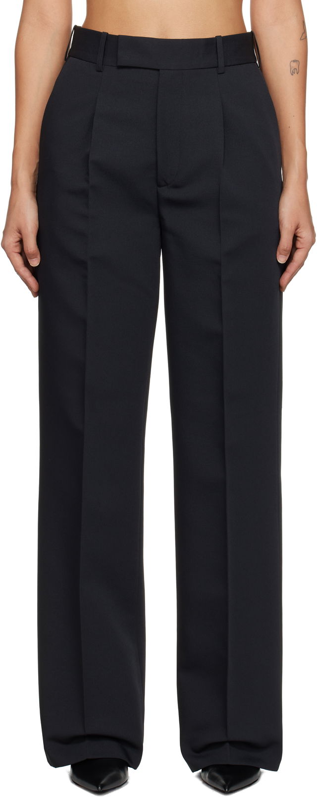 Relaxed Single Pleated Trousers