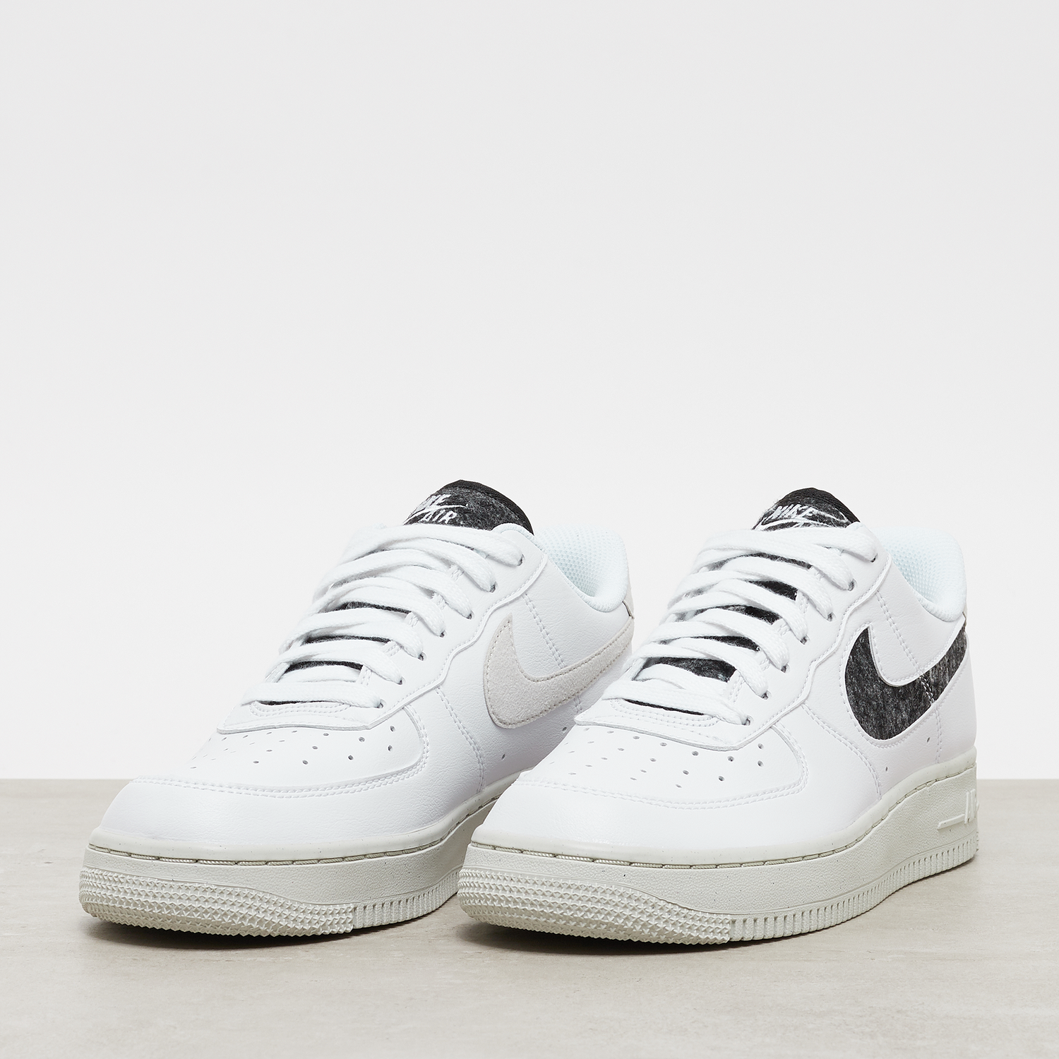 Кецове и обувки Nike Air Force 1 '07 SE W Бяло | DA6682-100, 1