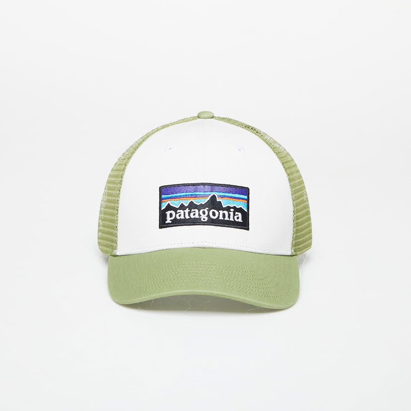 Шапка Patagonia Cap P-6 Logo LoPro Trucker Hat White/ Buckhorn Green Зелено | 38283 WBGN