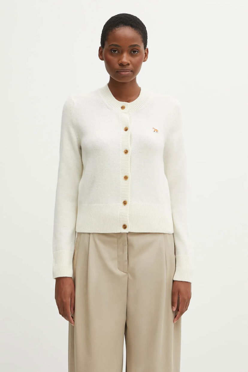 Пуловер MAISON KITSUNÉ Fitted Lambswool Round-Neck Cardigan with Baby Fox Embroidery Бяло | PW00506KT1006