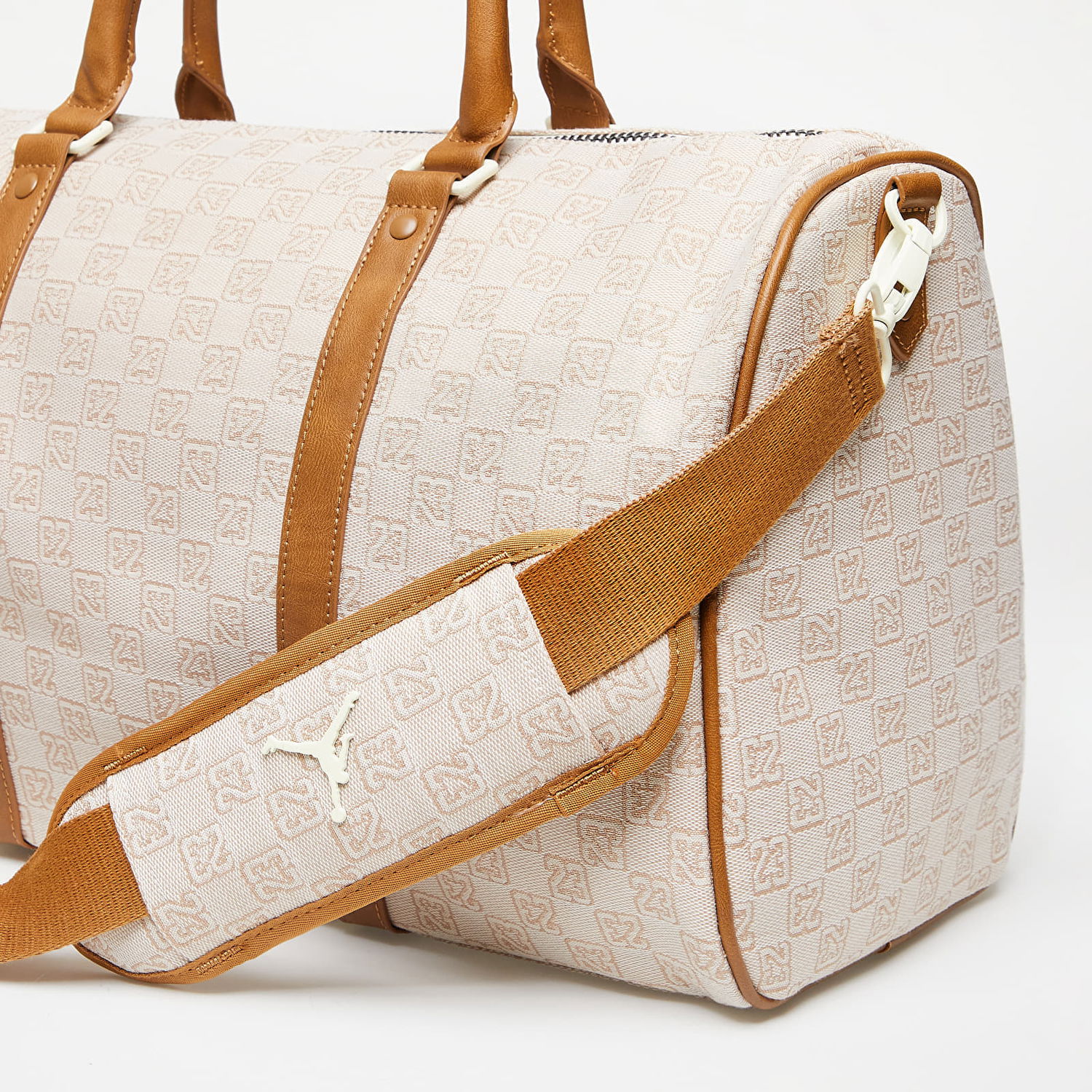 Дамска чанта Jordan Monogram Duffle Bag Coconut Milk Бежово | MA0759-W3Z, 1