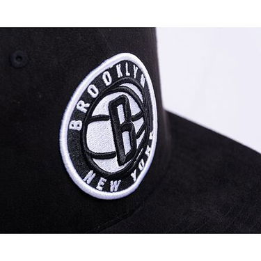 Шапка с козирка Mitchell & Ness Sweet Suede Snapback Brooklyn Nets Black Синьо | HHSS7359-BNEYYPPPBLCK, 4