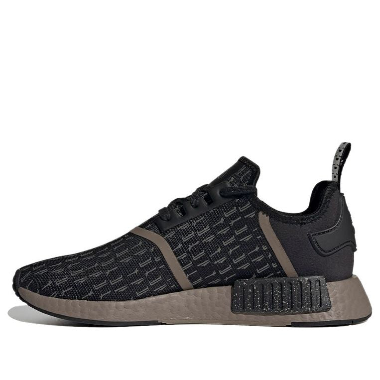 Кецове и обувки adidas Originals NMD R1 "Star Wars The Mandalorian" Черно | GZ2737, 0