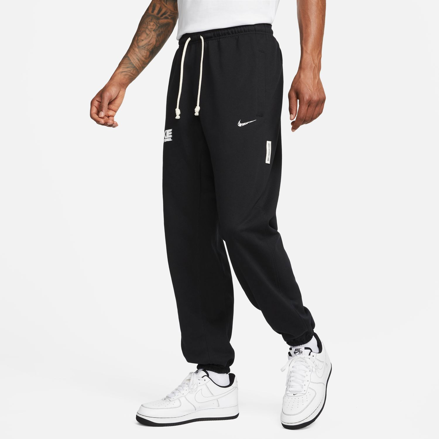 Спортни панталони Nike Dri-FIT Standard Issue Basketball Pants Черно | FB7003-010, 1