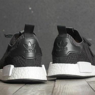 Кецове и обувки adidas Originals Invincible x A Ma Maniere x NMD R1 Черно | CM7879, 4