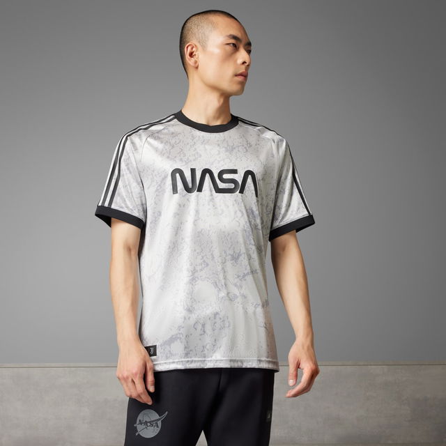 Juventus x NASA Graphic Print T-Shirt