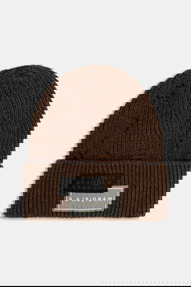 Шапка Maison Margiela MM6 Maison Margiela Distressed Wool Ribbed Knit Beanie Кафяво | SH0TB0001.M13138.142M, 0