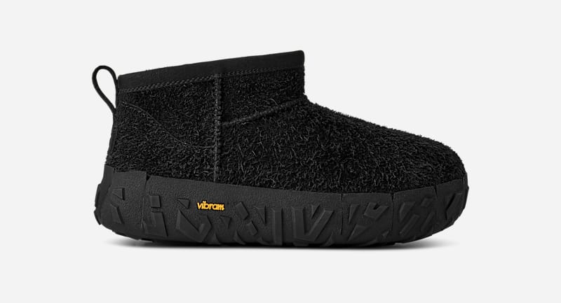 Кецове и обувки UGG Classic Ultra Mini Wrap Tech Boot Черно | 1171115-BLK