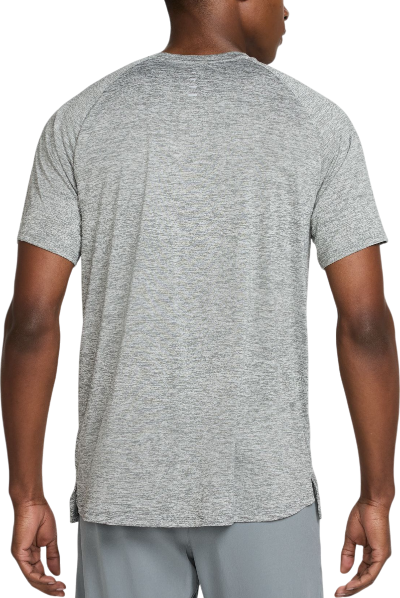Тениска Nike Nike Stride T-Shirt Сиво | hv5203-084, 1