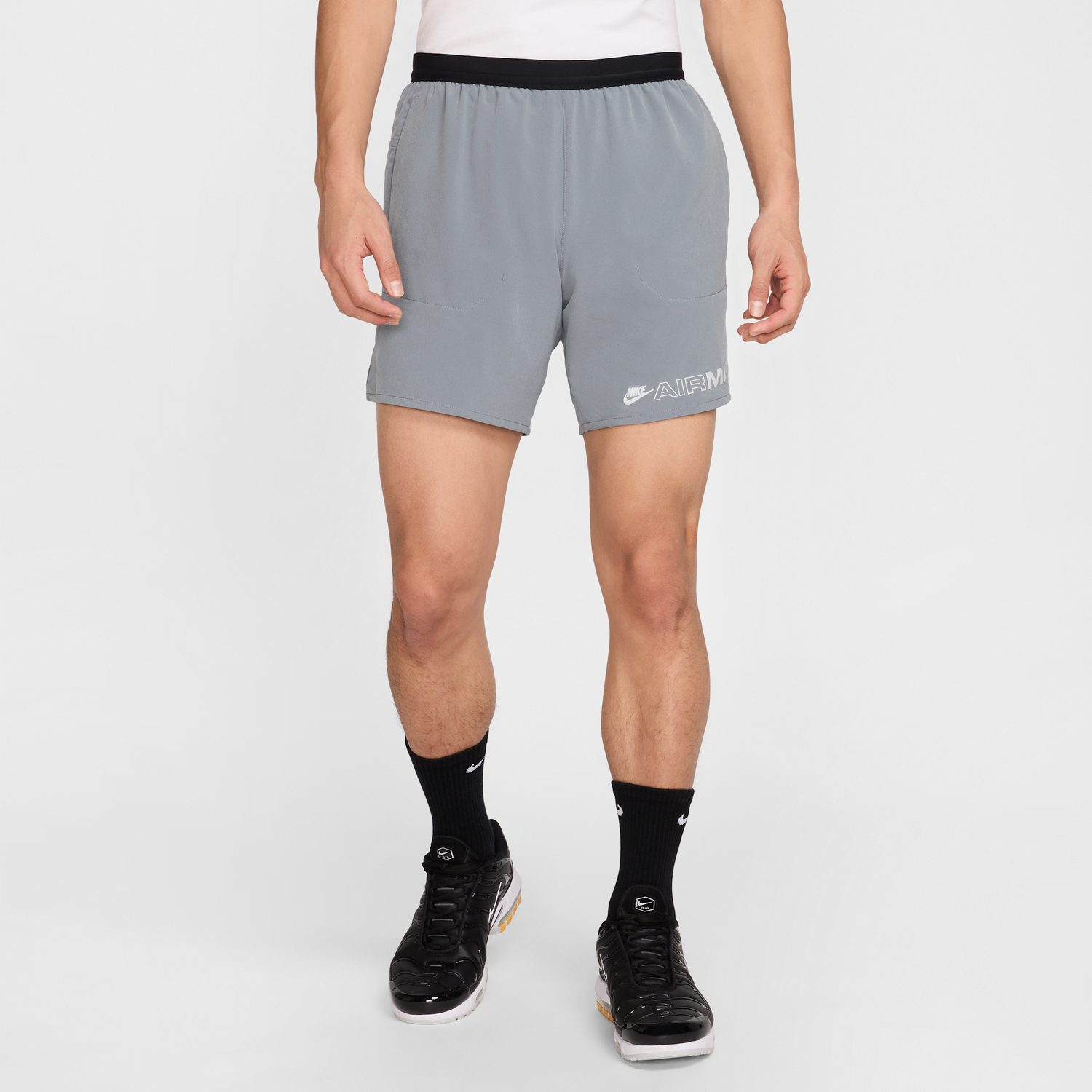 Къси панталони Nike Air Max Woven Shorts Сиво | HQ4905-065, 1