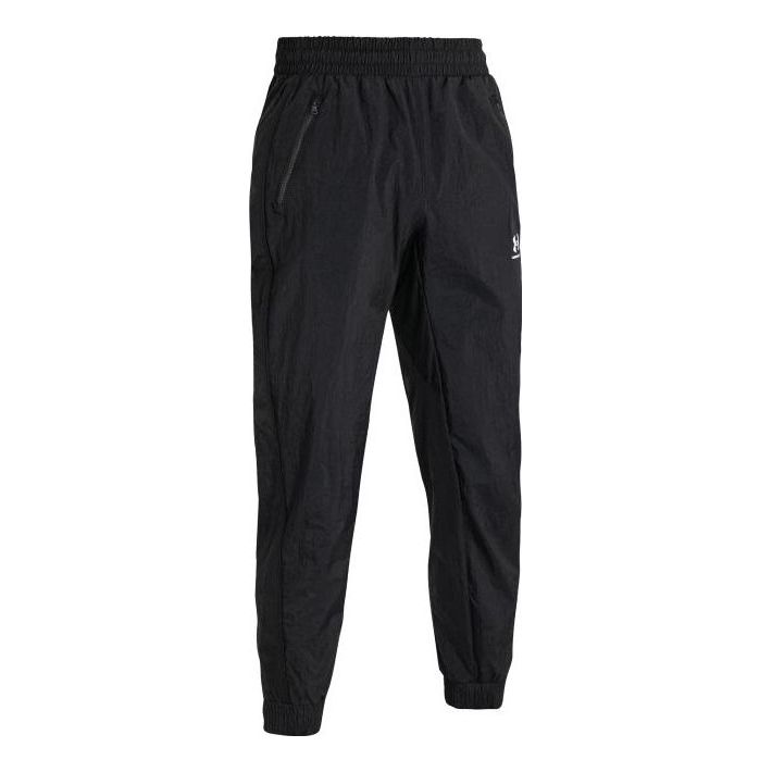 Спортни панталони Under Armour Woven Training Pants Черно | 1373187-001