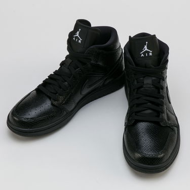 Кецове и обувки Jordan Jordan WMNS 1 Mid Черно | BQ6472-010, 2