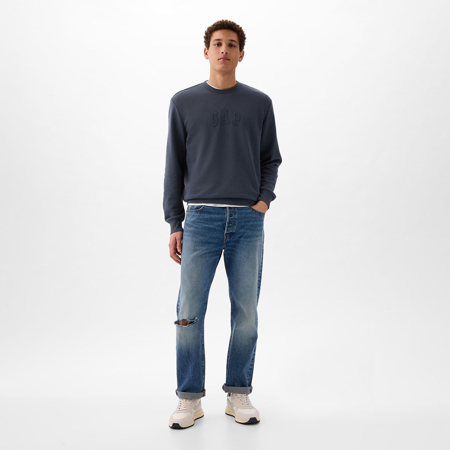 Суитчър GAP Logo Crewneck Sweatshirt Deep Sailor Blue Тъмно синьо | 868456-02, 1