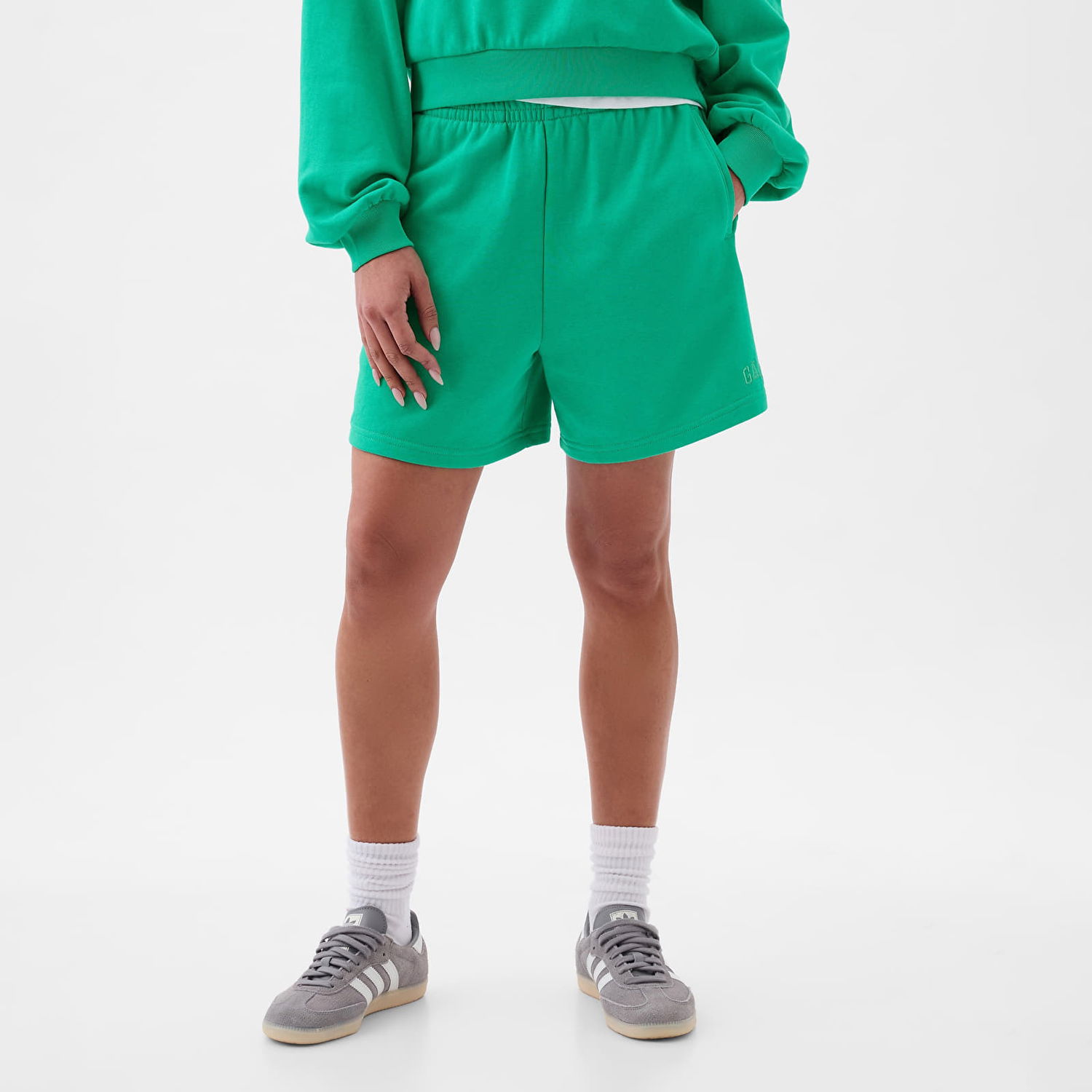 Къси панталони GAP French Terry Logo Boyfriend Shorts Simply Green Зелено | 870978-01, 0