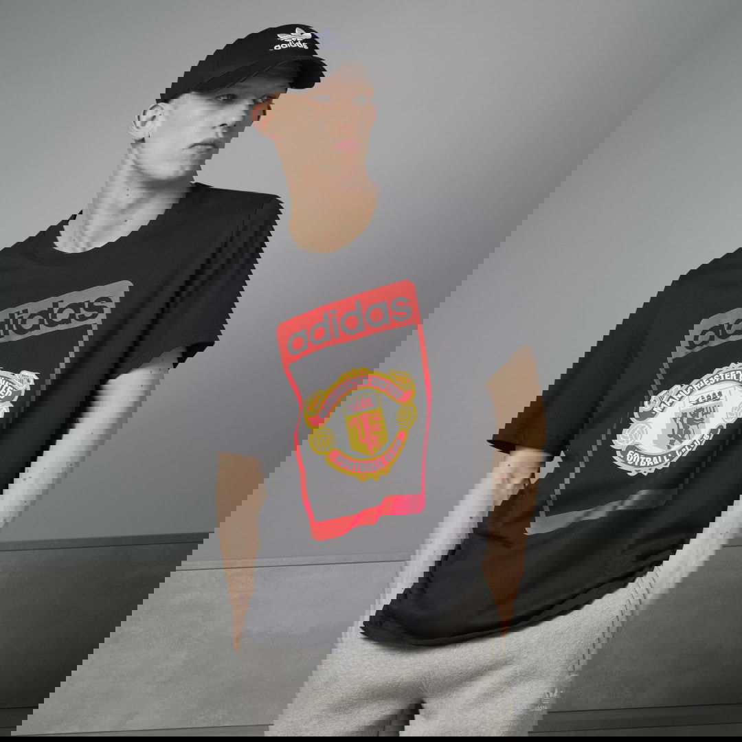 Тениска adidas Performance Manchester United OG Graphic T-Shirt Черно | IP5551, 1