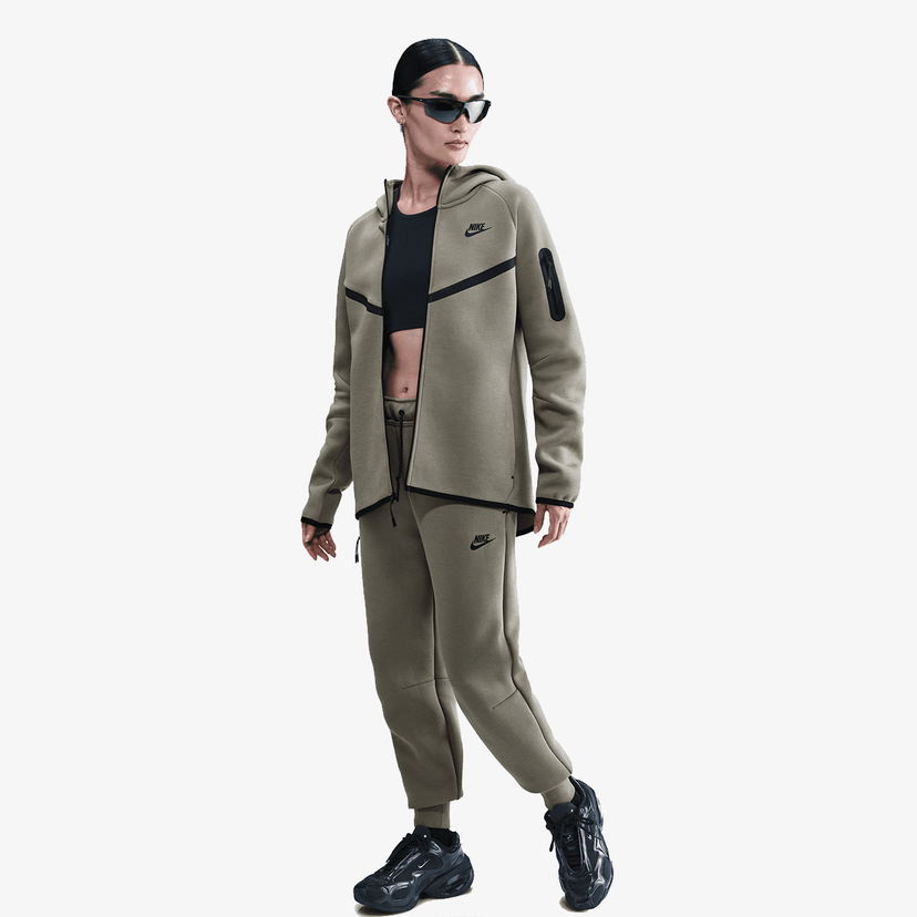 Суитчър Nike Tech Fleece Hoodie Зелено | HV6747-320