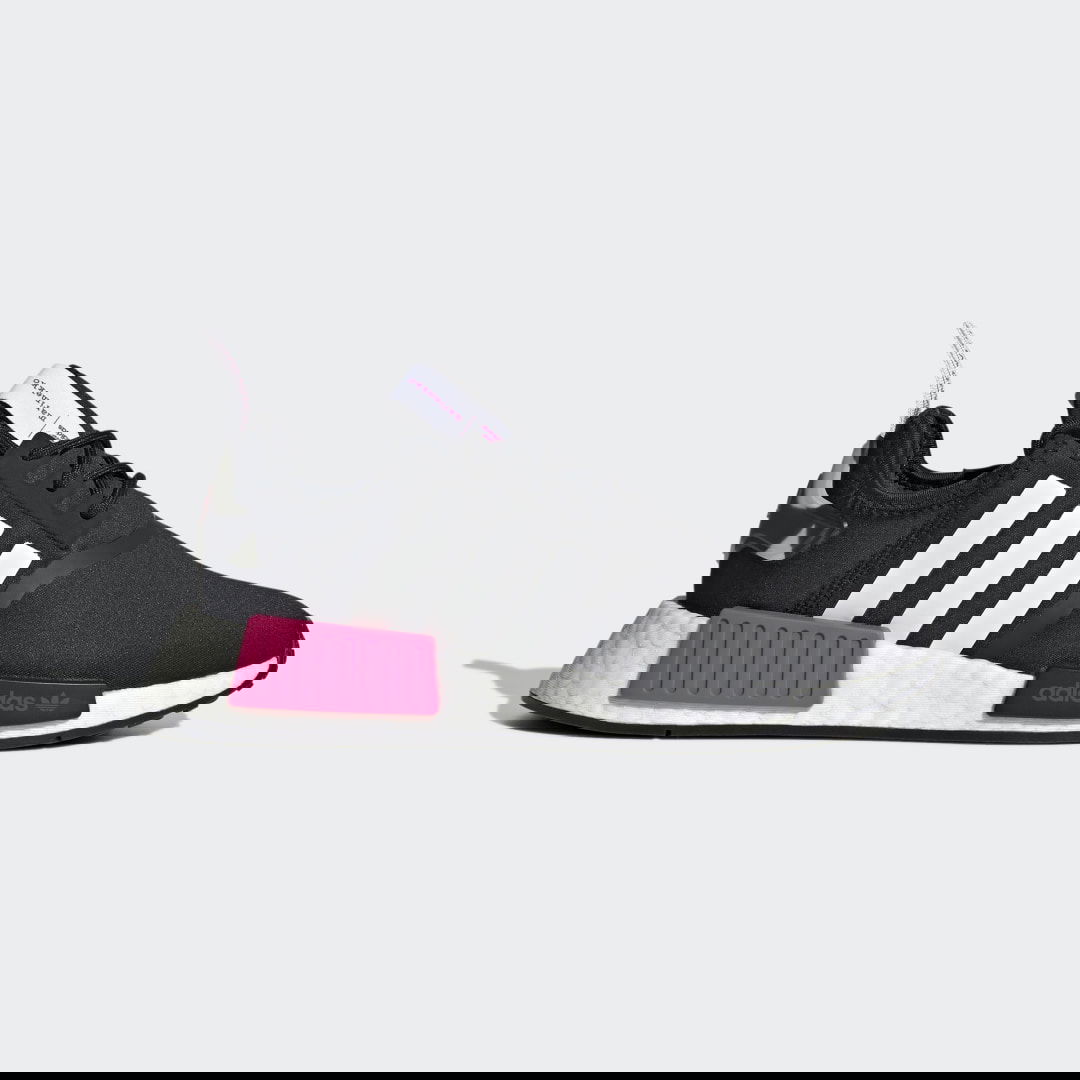Кецове и обувки adidas Originals Marimekko x NMD_R1 Черно | H00655, 0