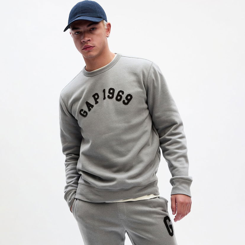 Суитчър GAP Crewneck Logo Sweatshirt Pilot Grey Сиво | 817079-00