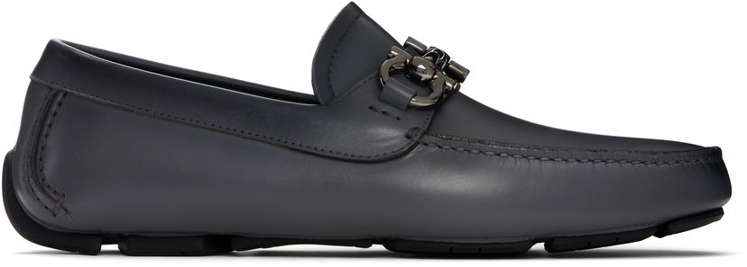 Кецове и обувки FERRAGAMO Salvatore Ferragamo Gancini Ornament Driver Loafers Сиво | 778797