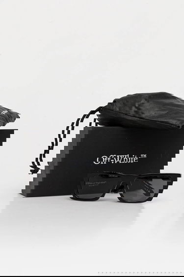 Слънчеви очила Off-White Off-White Rectangular Sunglasses with OFF Logo Detail Черно | OERI13E.561007, 3